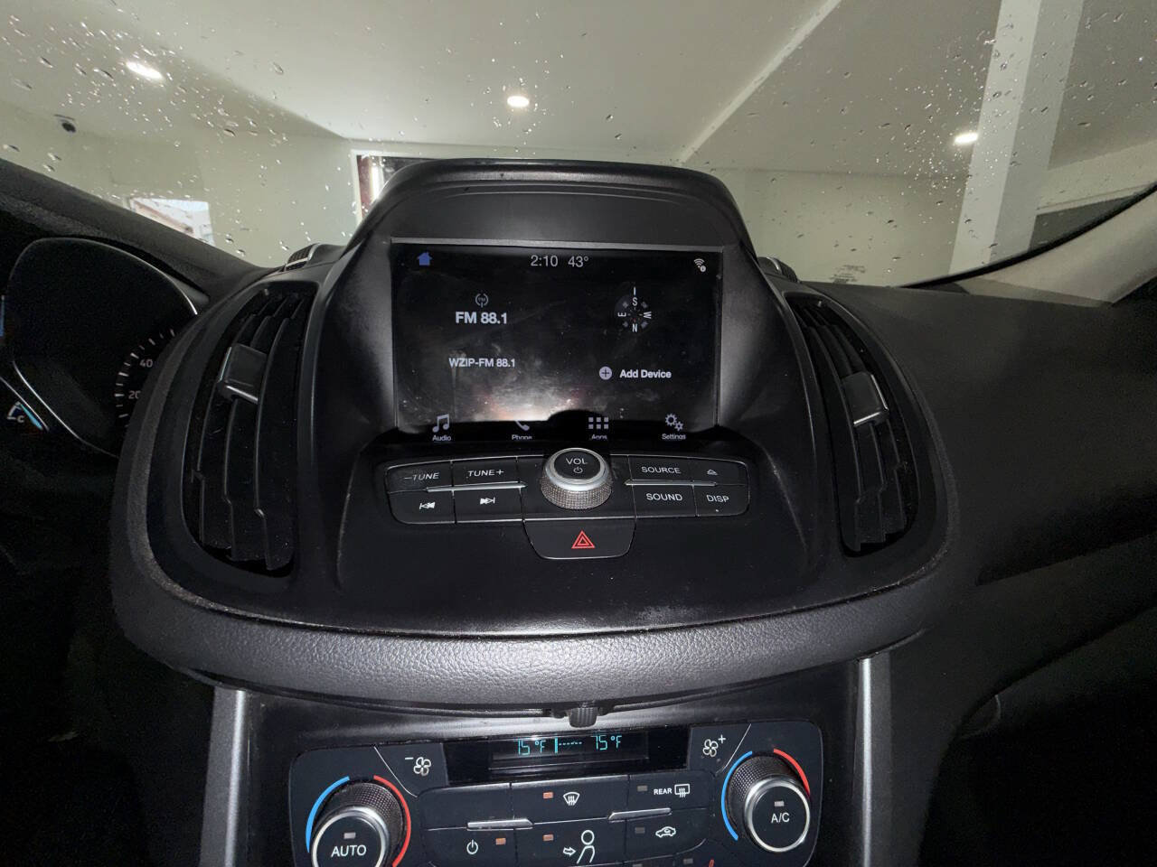 Used 2017 Ford Escape SE w/ Equipment Group 201A AWD/4WD image 25