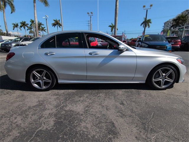 Used 2018 Mercedes-Benz C 300 4MATIC Sedan image 7