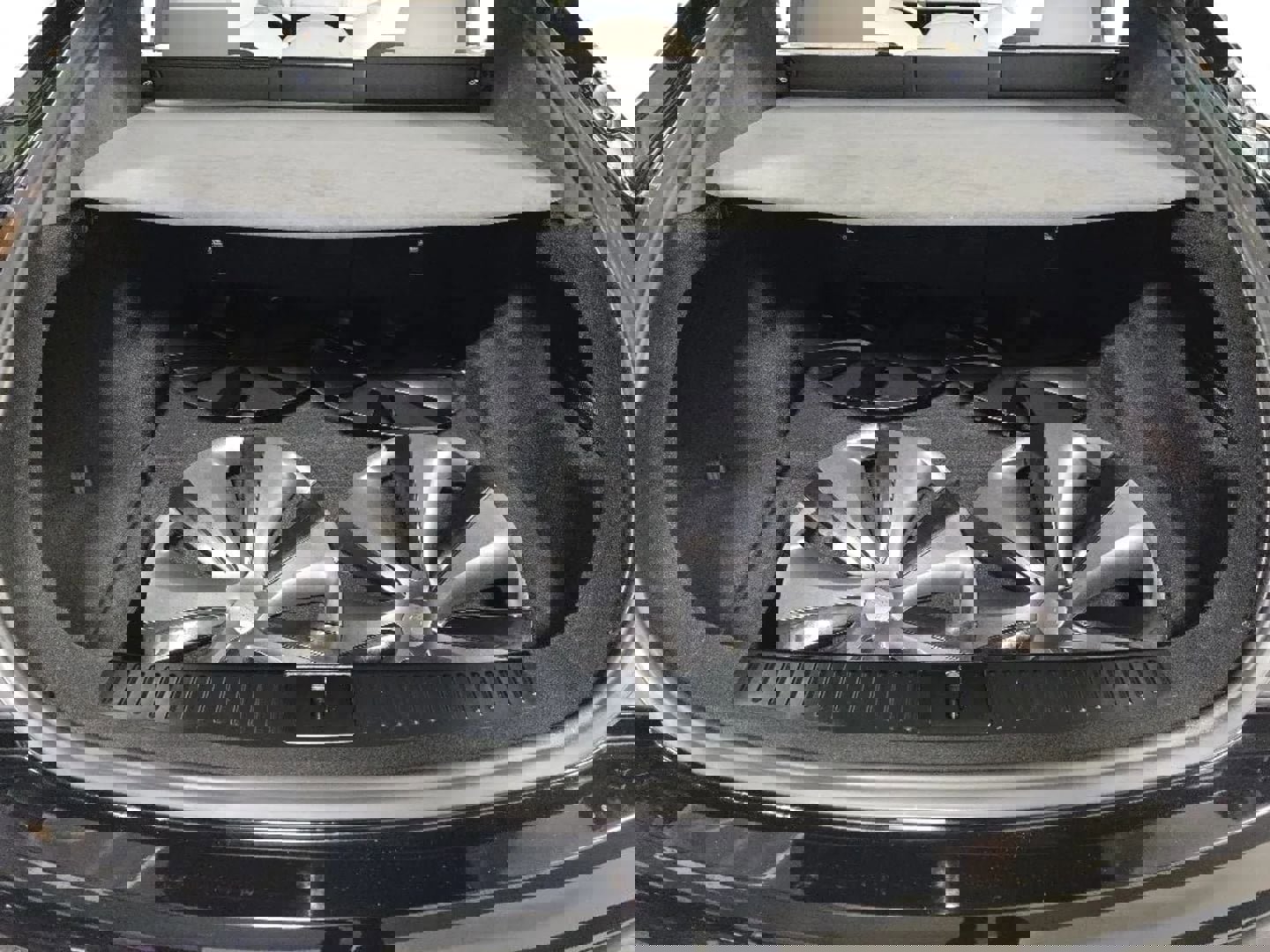 Used 2023 Tesla Model S image 11