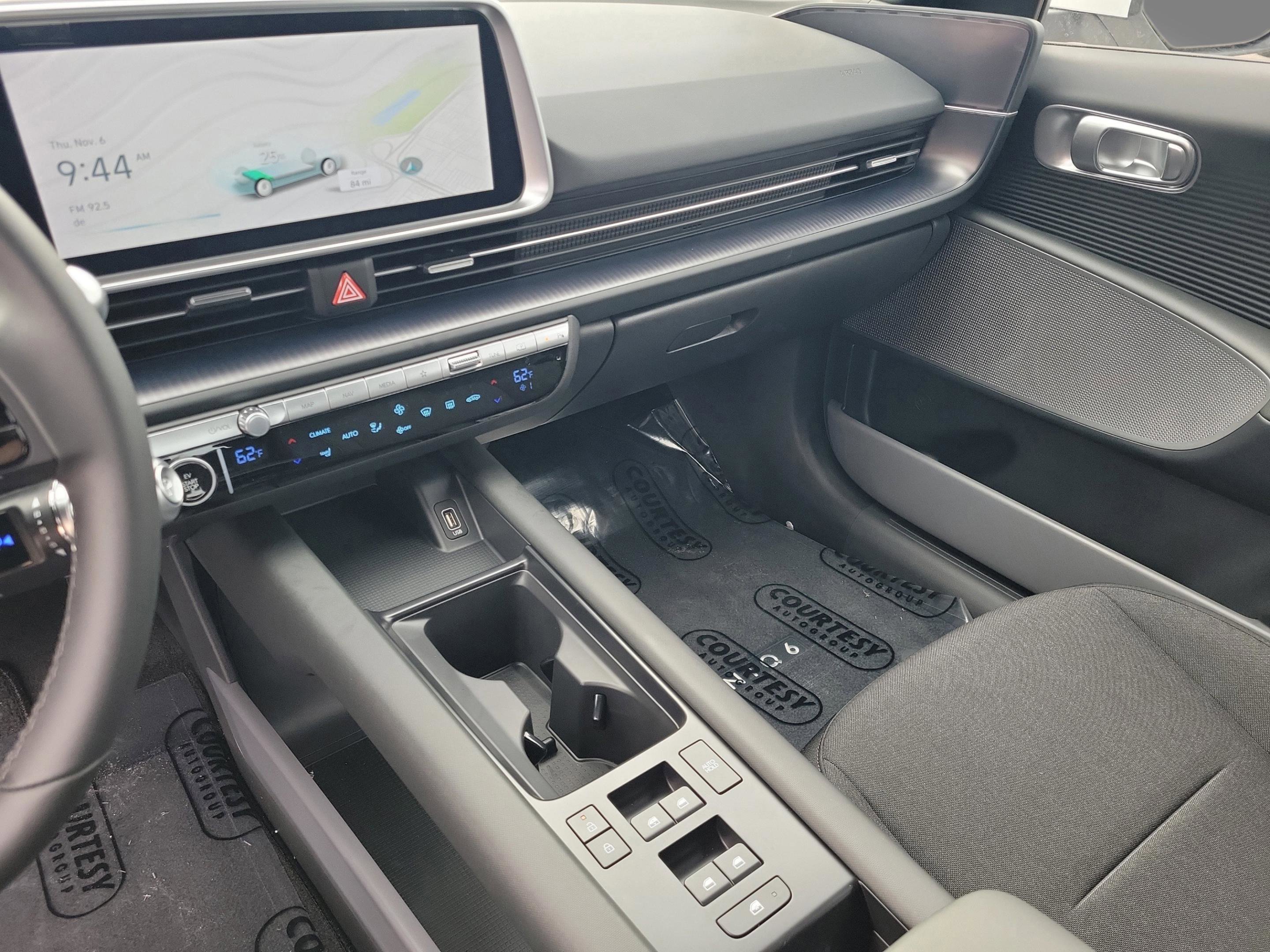 New 2025 Hyundai Ioniq 6 SE image 33