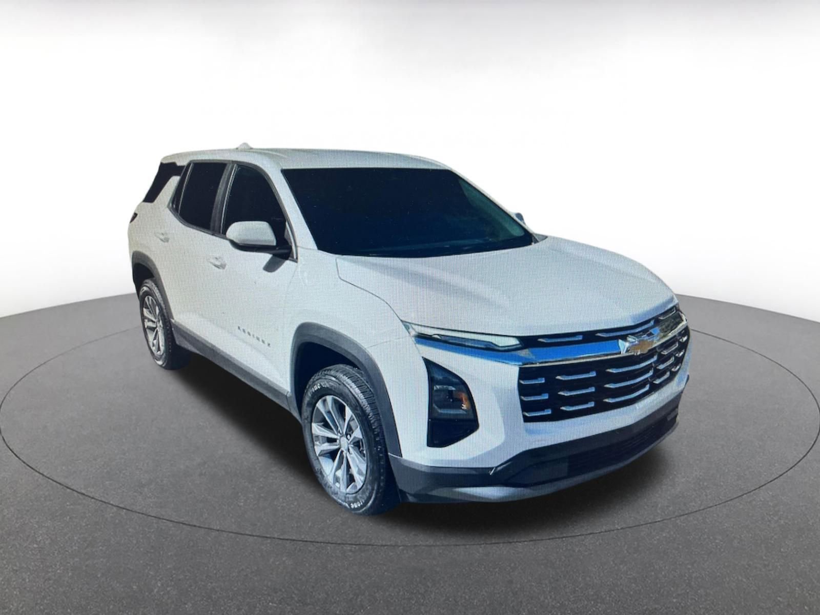 Used 2025 Chevrolet Equinox LT image 7