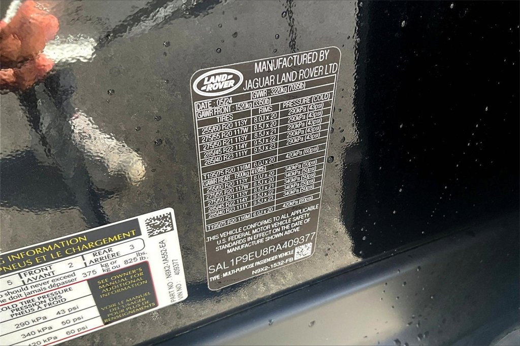 Used 2024 Land Rover Range Rover Sport SE image 33