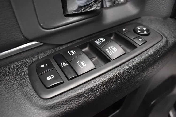 Used 2024 RAM 1500 Classic SLT AWD/4WD image 21