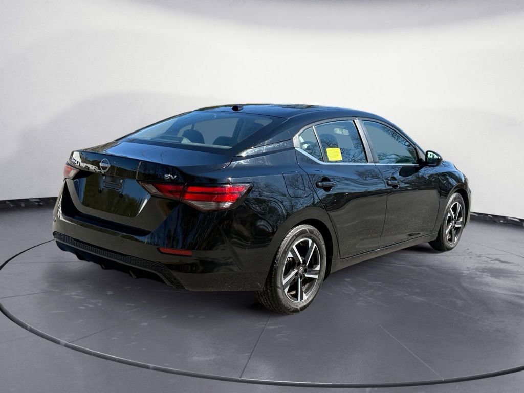 Used 2024 Nissan Sentra SV image 5