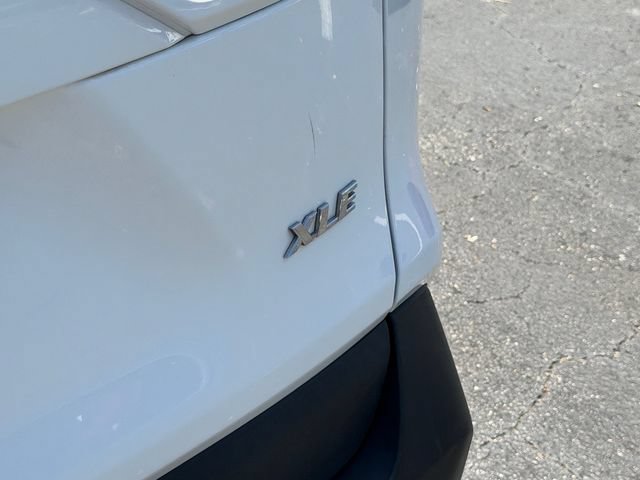 Used 2024 Toyota RAV4 XLE FWD image 15