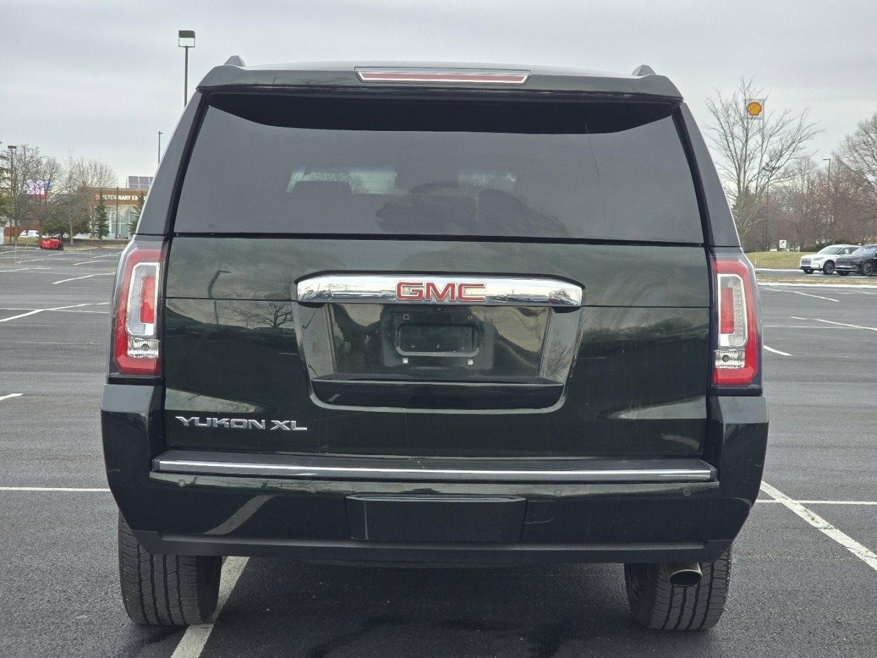 Used 2016 GMC Yukon XL Denali w/ Open Road Package image 22