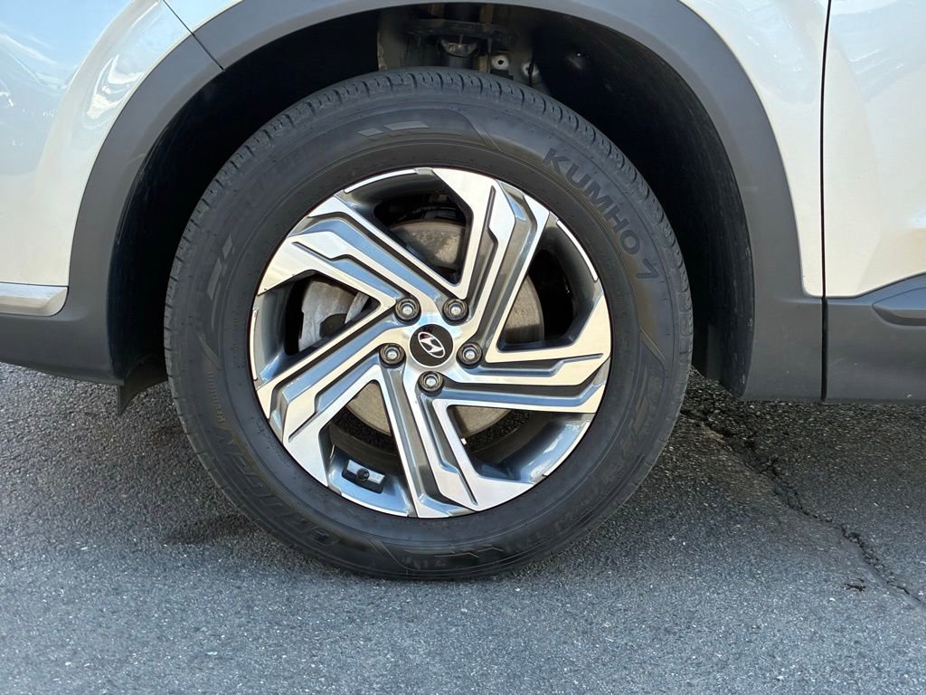 Used 2023 Hyundai Santa Fe SEL image 49