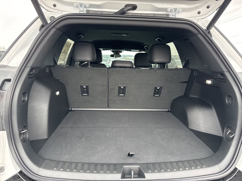 New 2026 GMC Terrain AT4 image 31