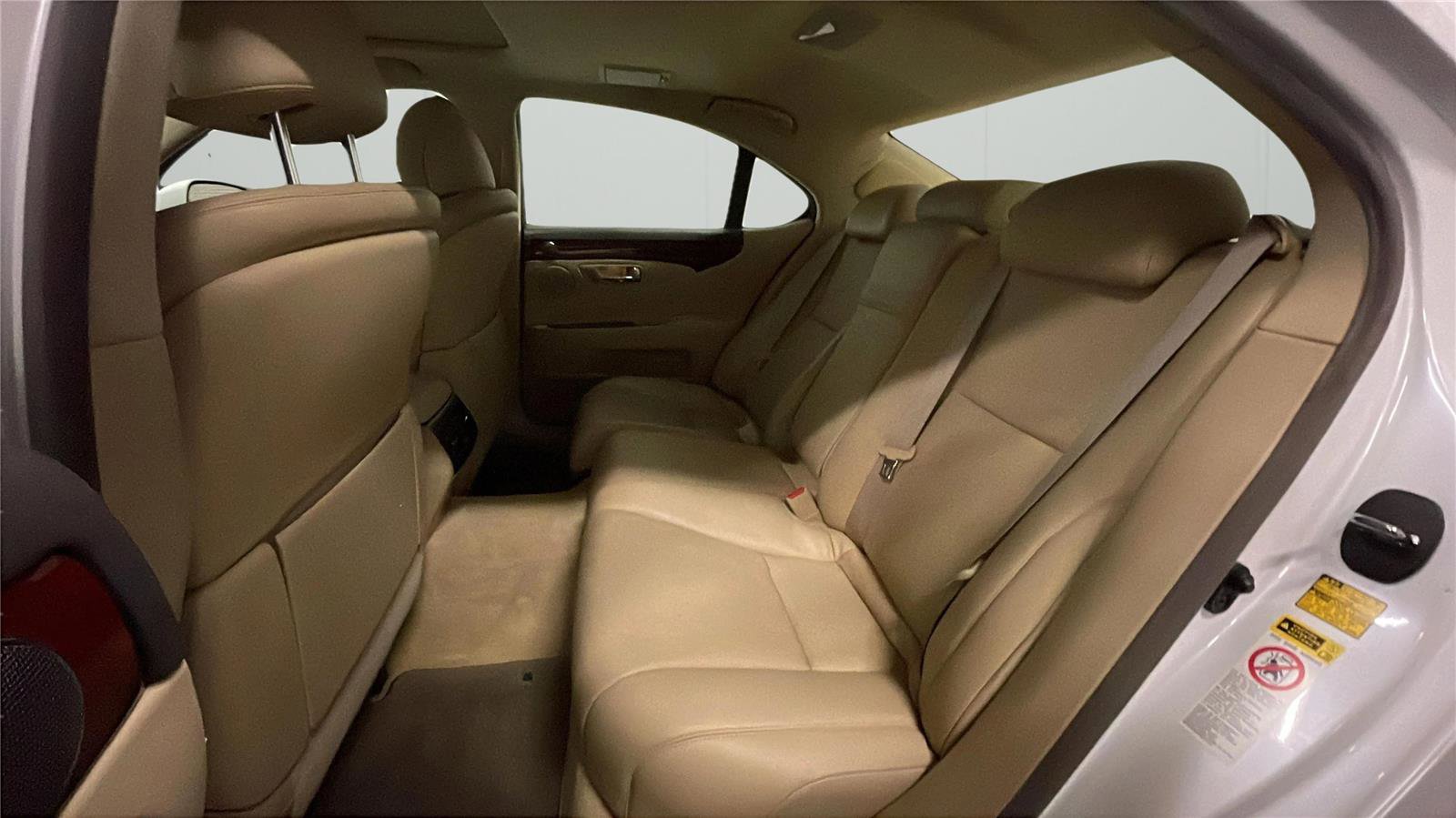 Used 2007 Lexus LS 460 RWD image 10