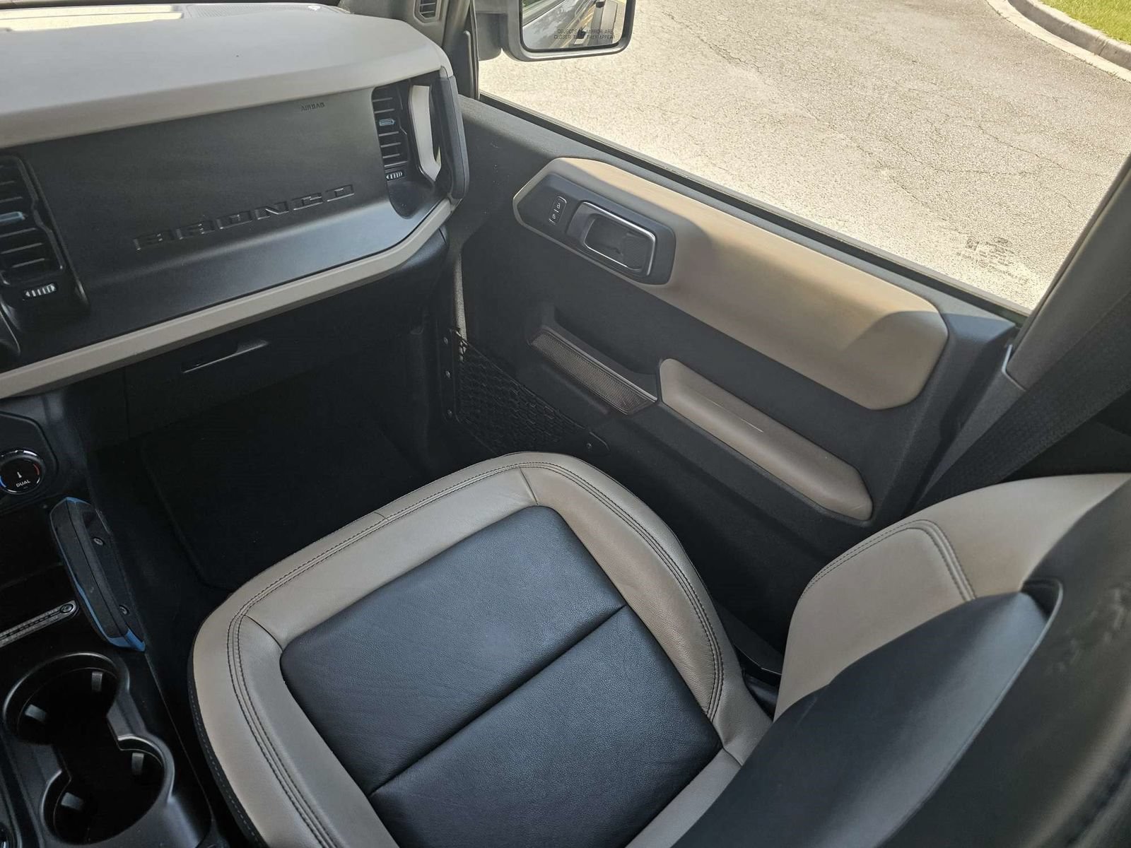 Certified 2022 Ford Bronco Wildtrak AWD/4WD image 16