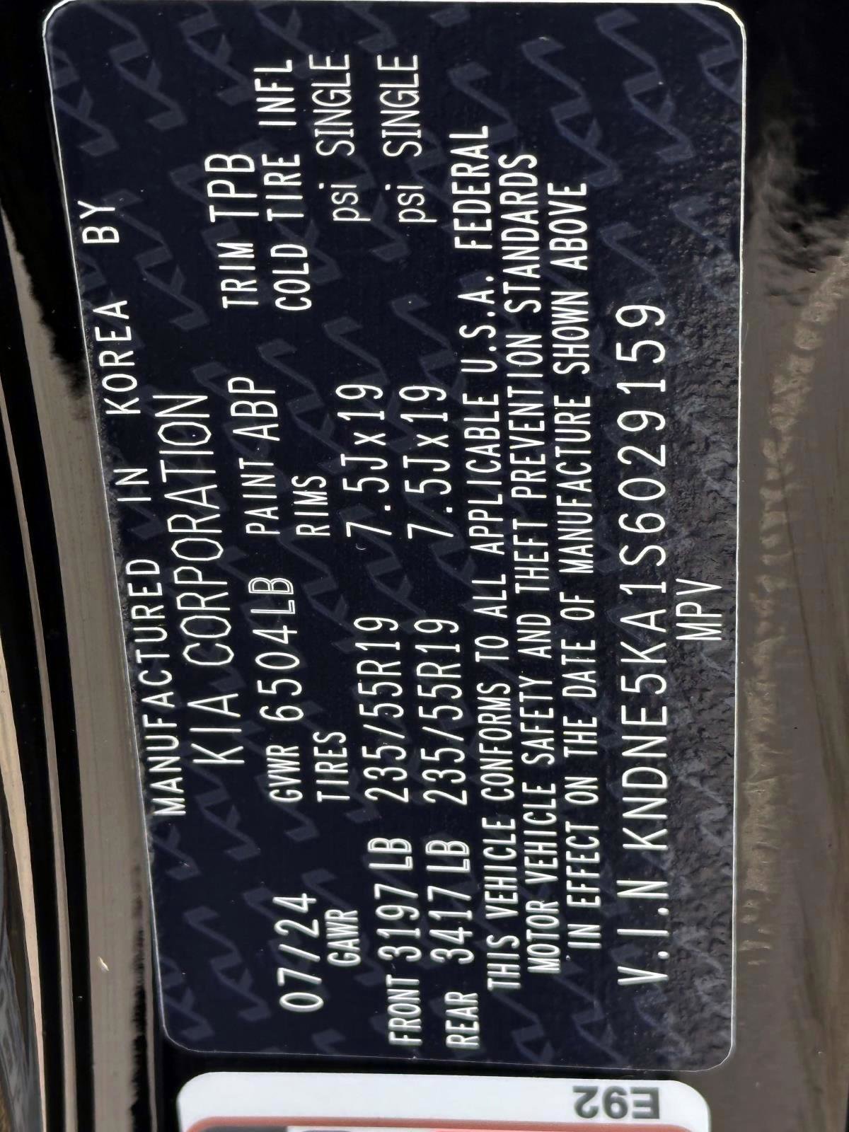 Used 2025 Kia Carnival SX FWD image 32