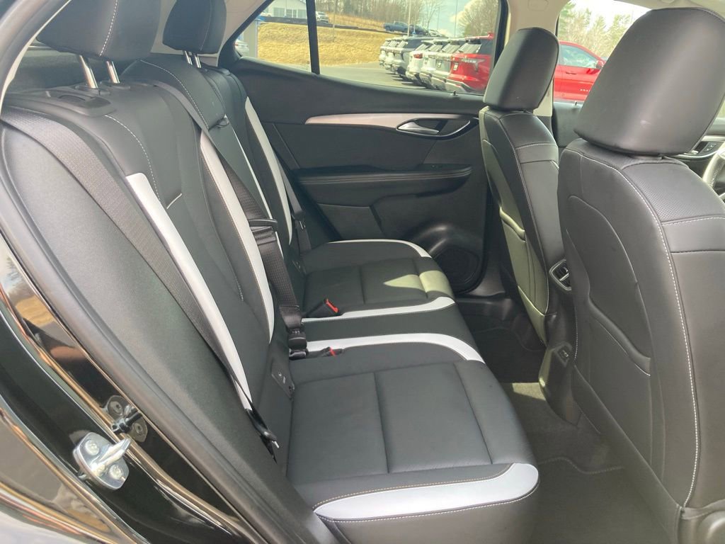 Used 2025 Buick Envision Sport Touring image 34