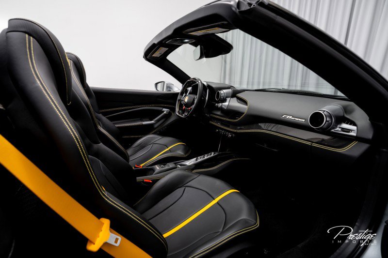 Used 2022 Ferrari F8 Tributo image 41