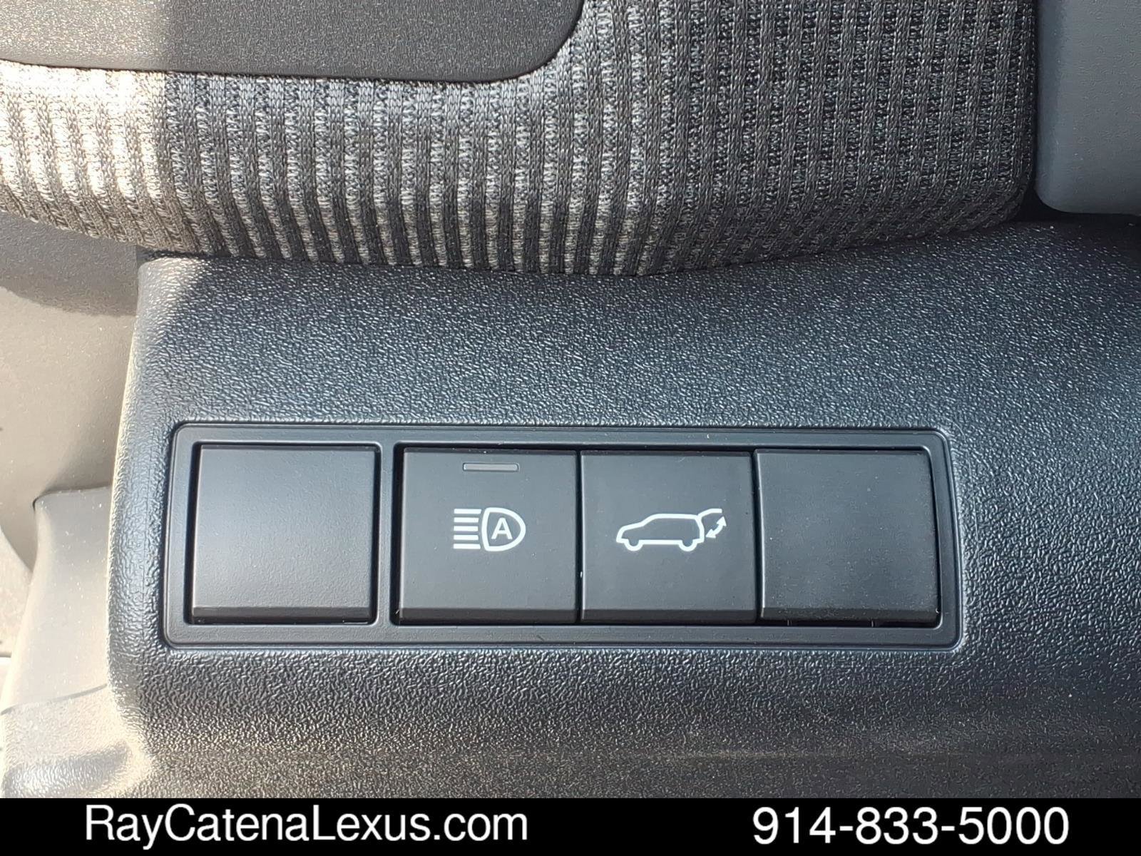 Used 2025 Toyota bZ4X AWD w/ Weather Package image 11