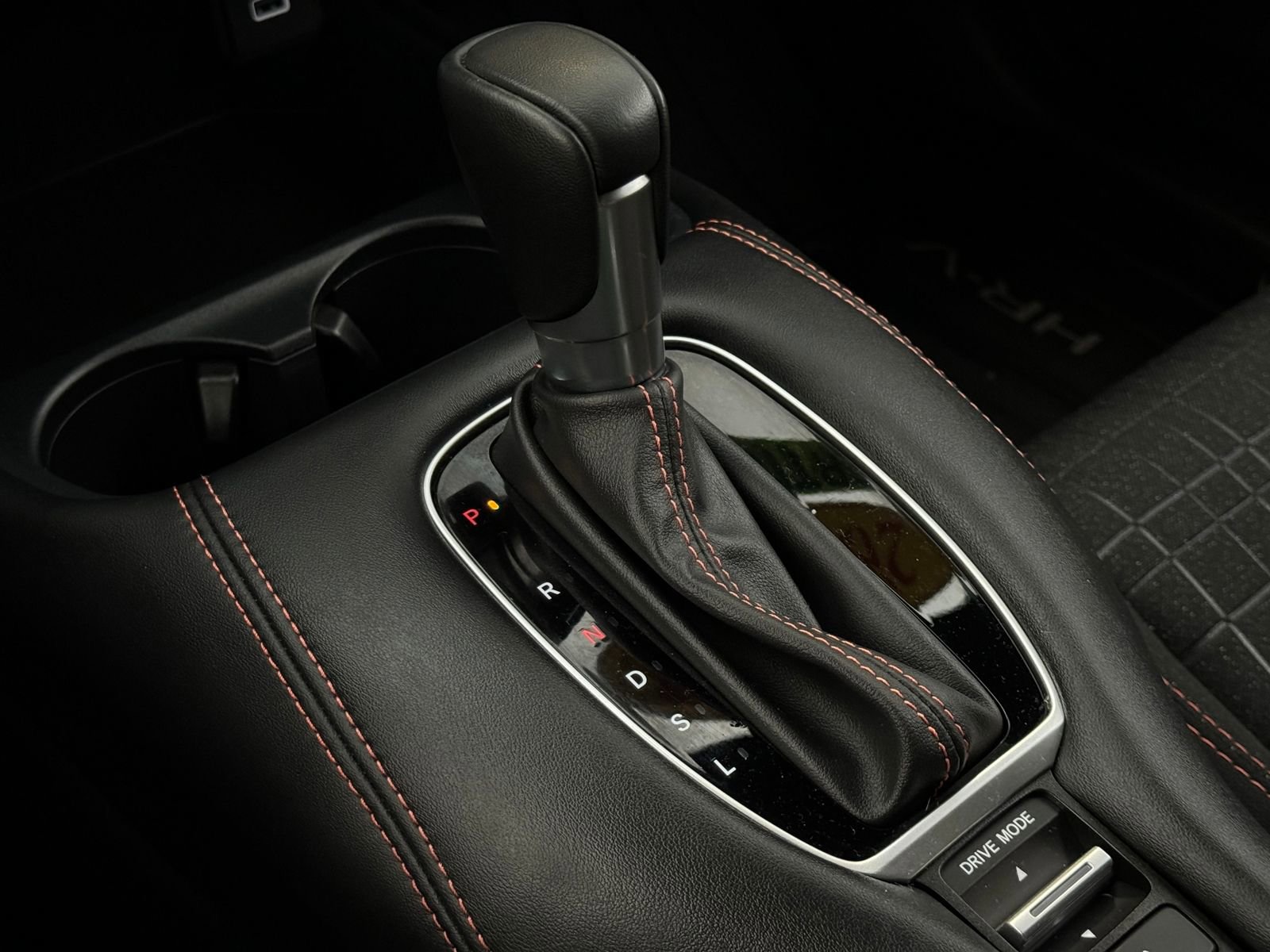 Certified 2025 Honda HR-V Sport image 26