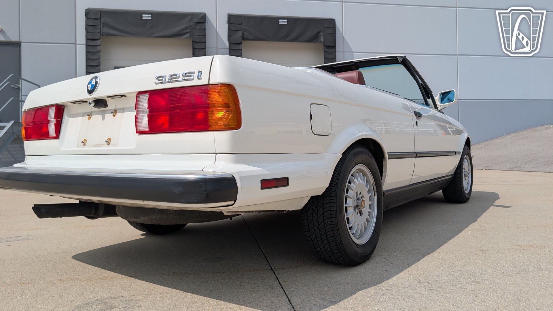Used 1987 BMW 325i Convertible RWD image 16