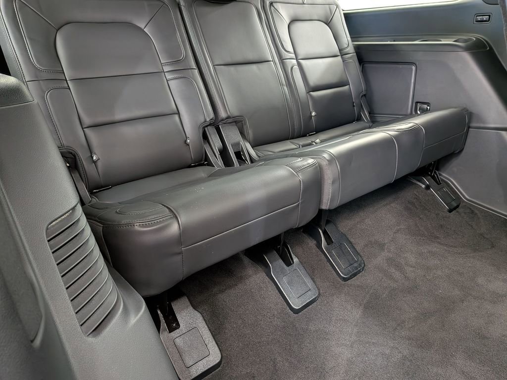 Used 2023 Lincoln Navigator Reserve image 34