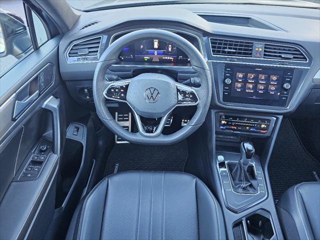 Used 2024 Volkswagen Tiguan SE R-Line image 5