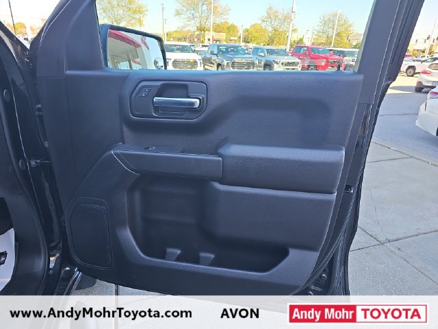Used 2024 Chevrolet Silverado 1500 Custom w/ Turbomax Blackout Package AWD/4WD image 33