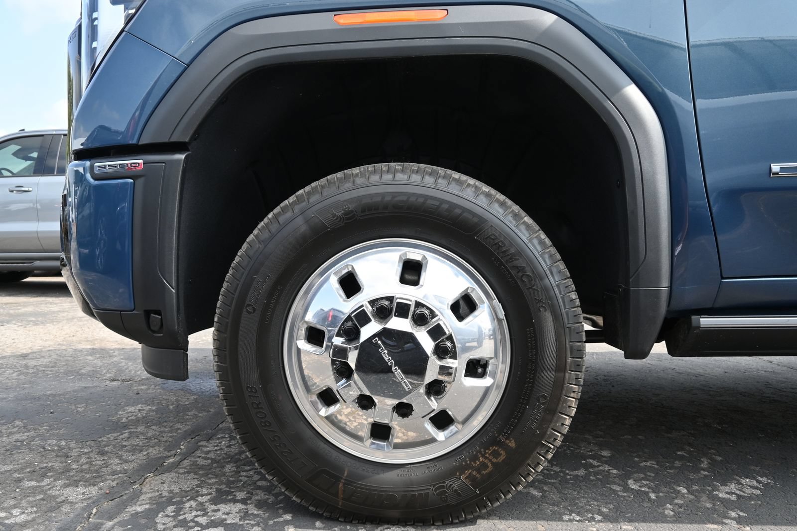 New 2026 GMC Sierra 3500 Denali Ultimate AWD/4WD image 28
