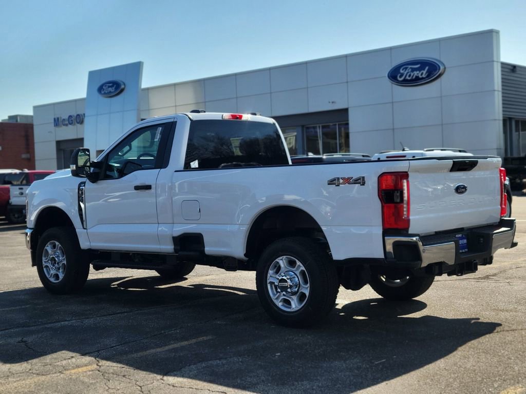 New 2026 Ford F350 4x4 Regular Cab Super Duty image 3