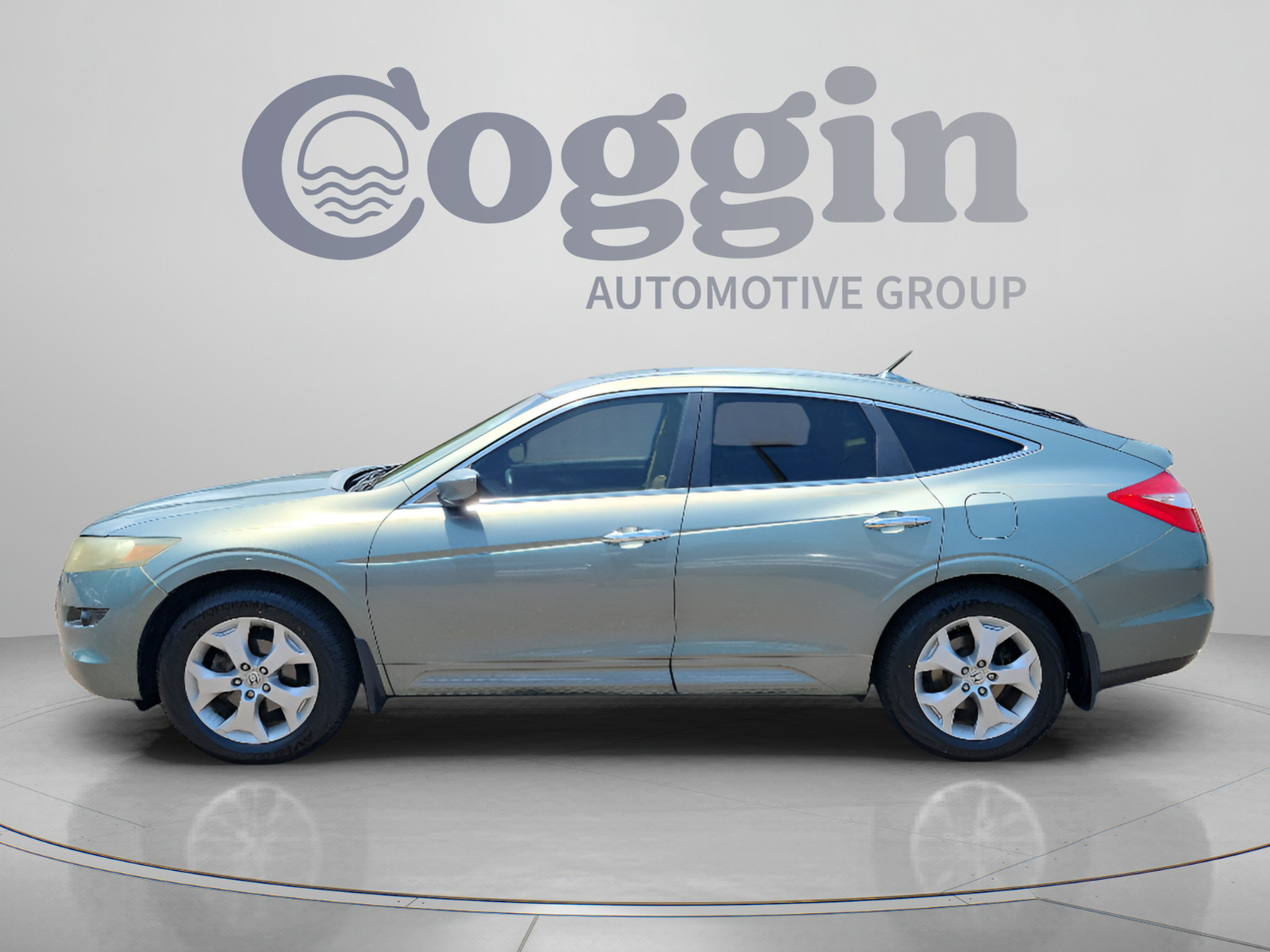 Used 2010 Honda Crosstour EX-L image 2