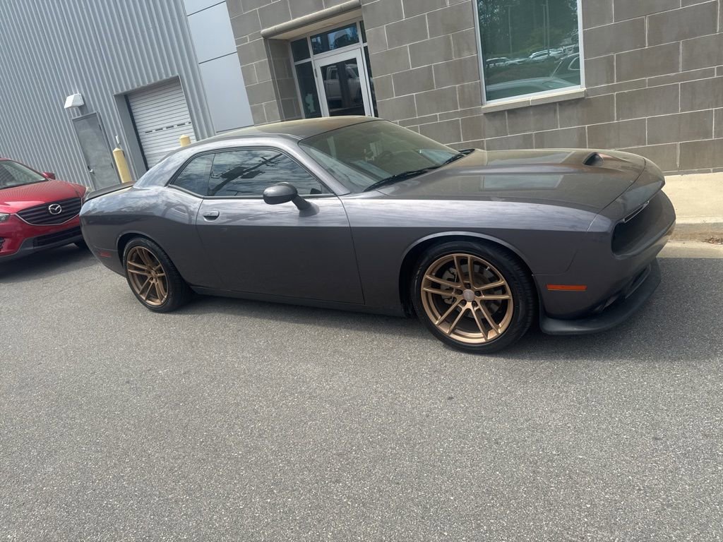 Used 2022 Dodge Challenger GT image 5