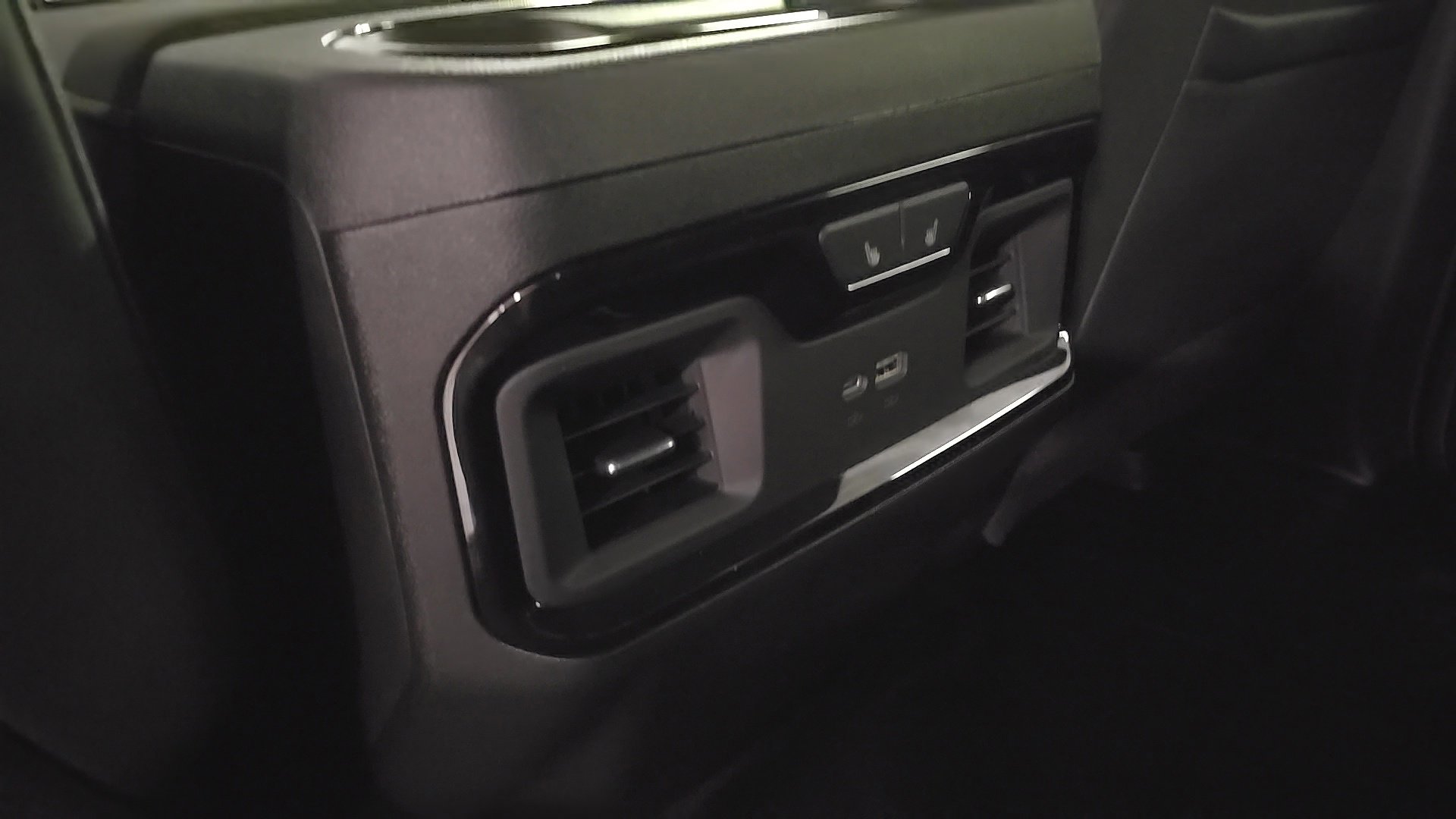 New 2026 Chevrolet Silverado 2500 ZR2 image 15