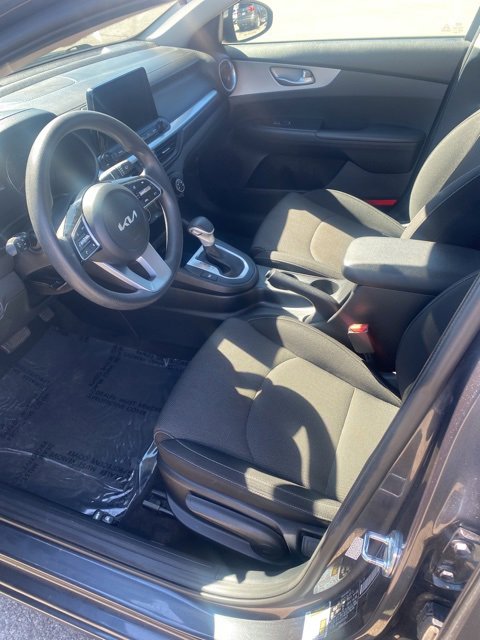 Used 2023 Kia Forte LXS image 11