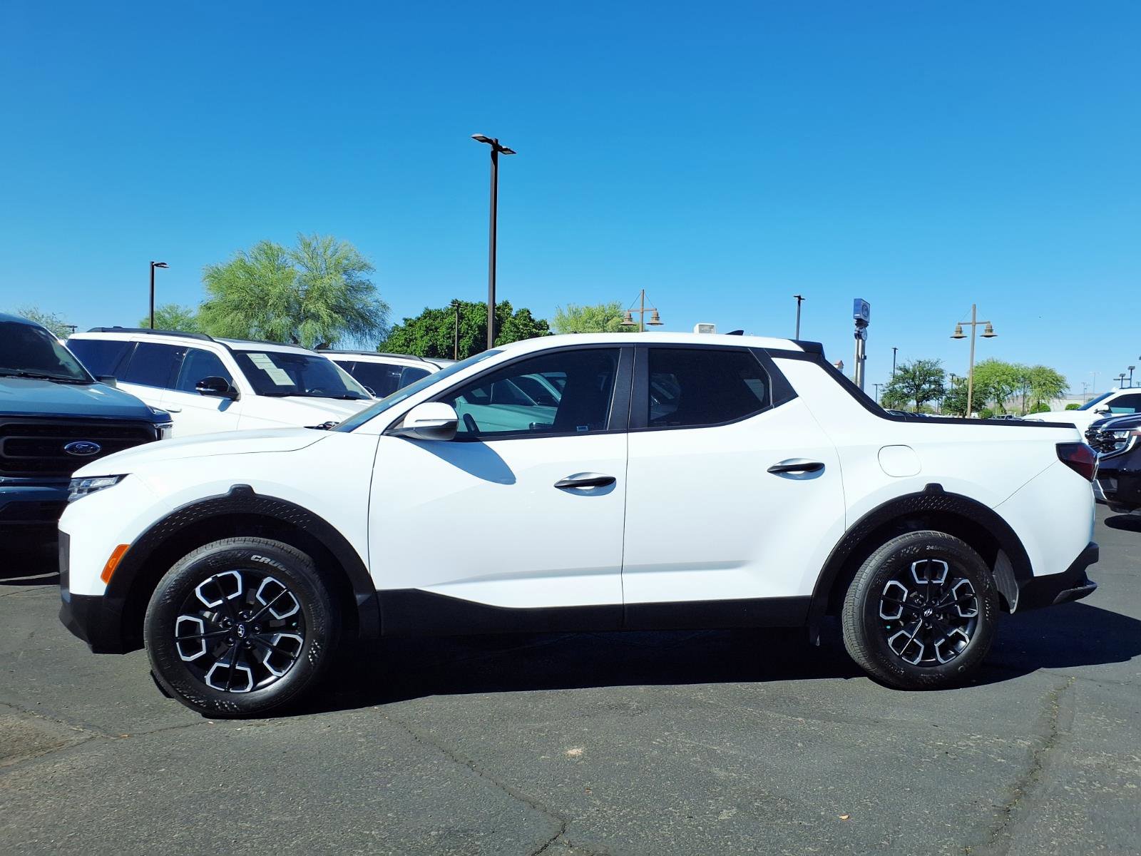 Used 2022 Hyundai Santa Cruz SEL image 3