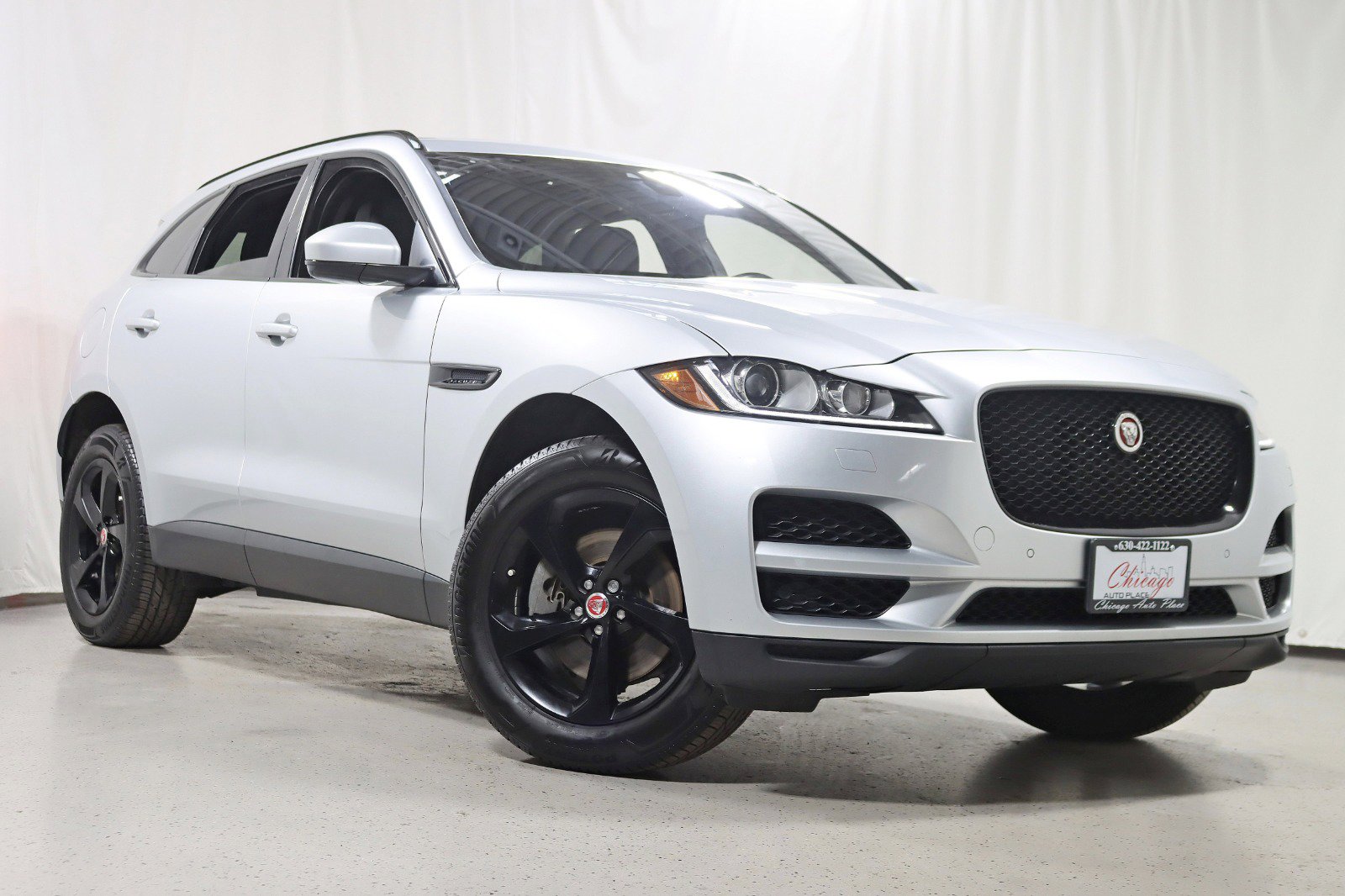 Used 2019 Jaguar F-PACE Premium image 7