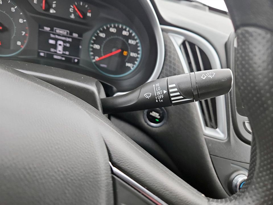 Used 2024 Chevrolet Malibu LT image 17