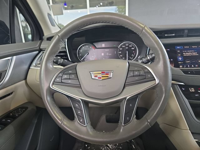 Certified 2024 Cadillac XT5 Premium Luxury FWD image 11