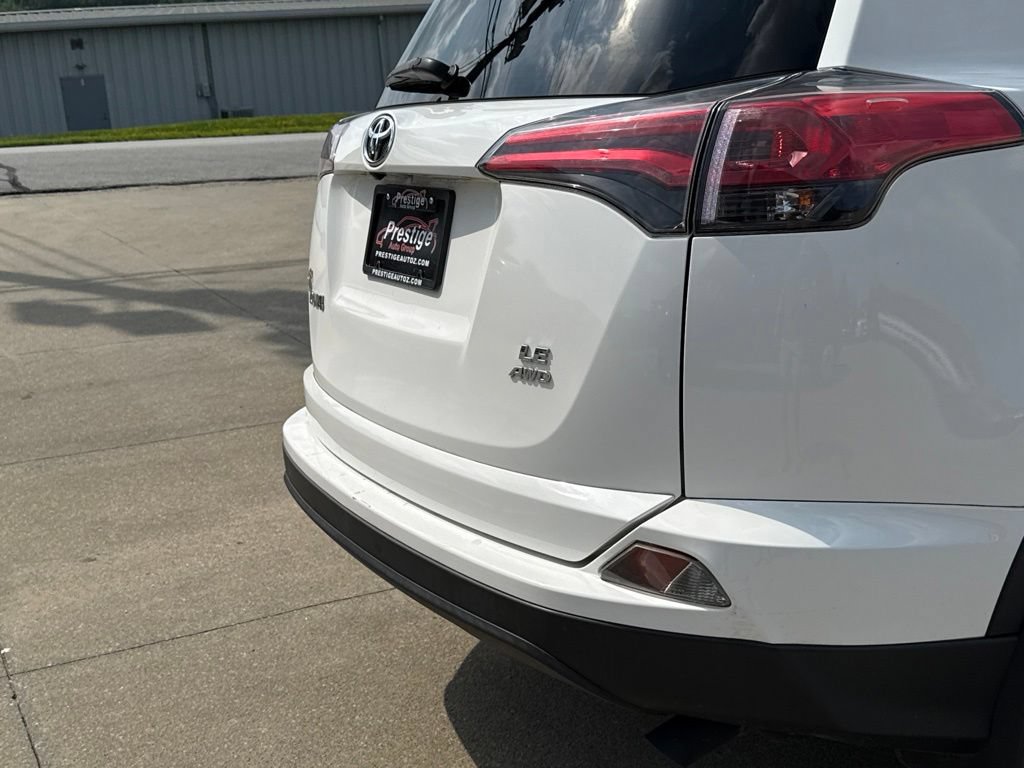 Used 2018 Toyota RAV4 LE w/ All Weather Liner Package AWD/4WD image 14