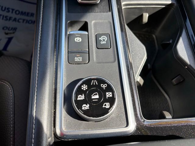 Used 2023 Nissan Pathfinder SL w/ SL Premium Package AWD/4WD image 23