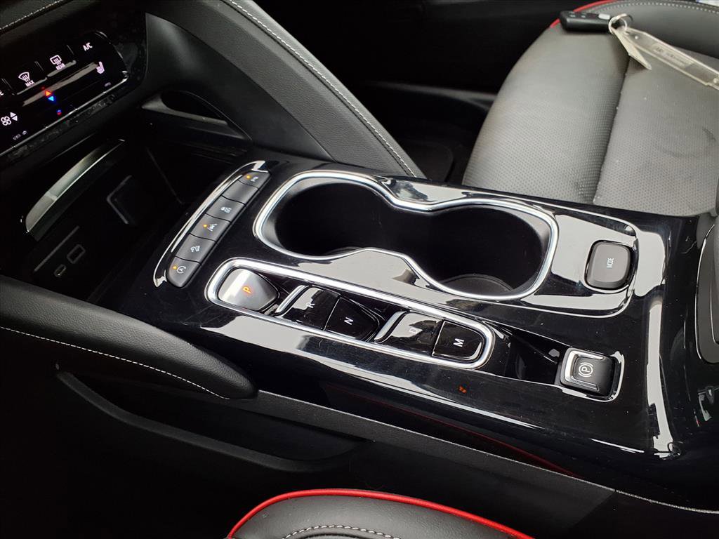 Used 2023 Buick Envision Essence w/ Sport Touring Package image 11