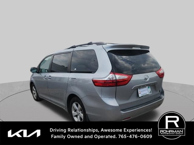 Used 2015 Toyota Sienna LE FWD image 6