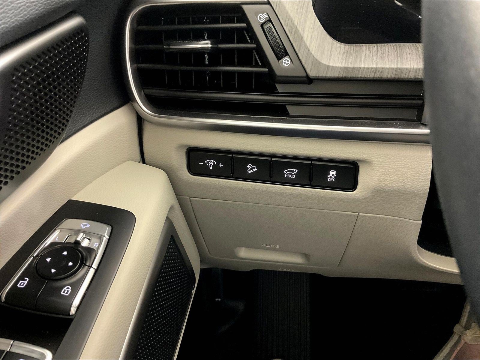 Used 2025 Kia Telluride EX FWD image 15