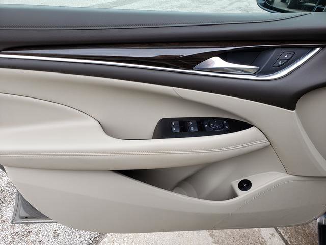 Used 2017 Buick LaCrosse Preferred image 11