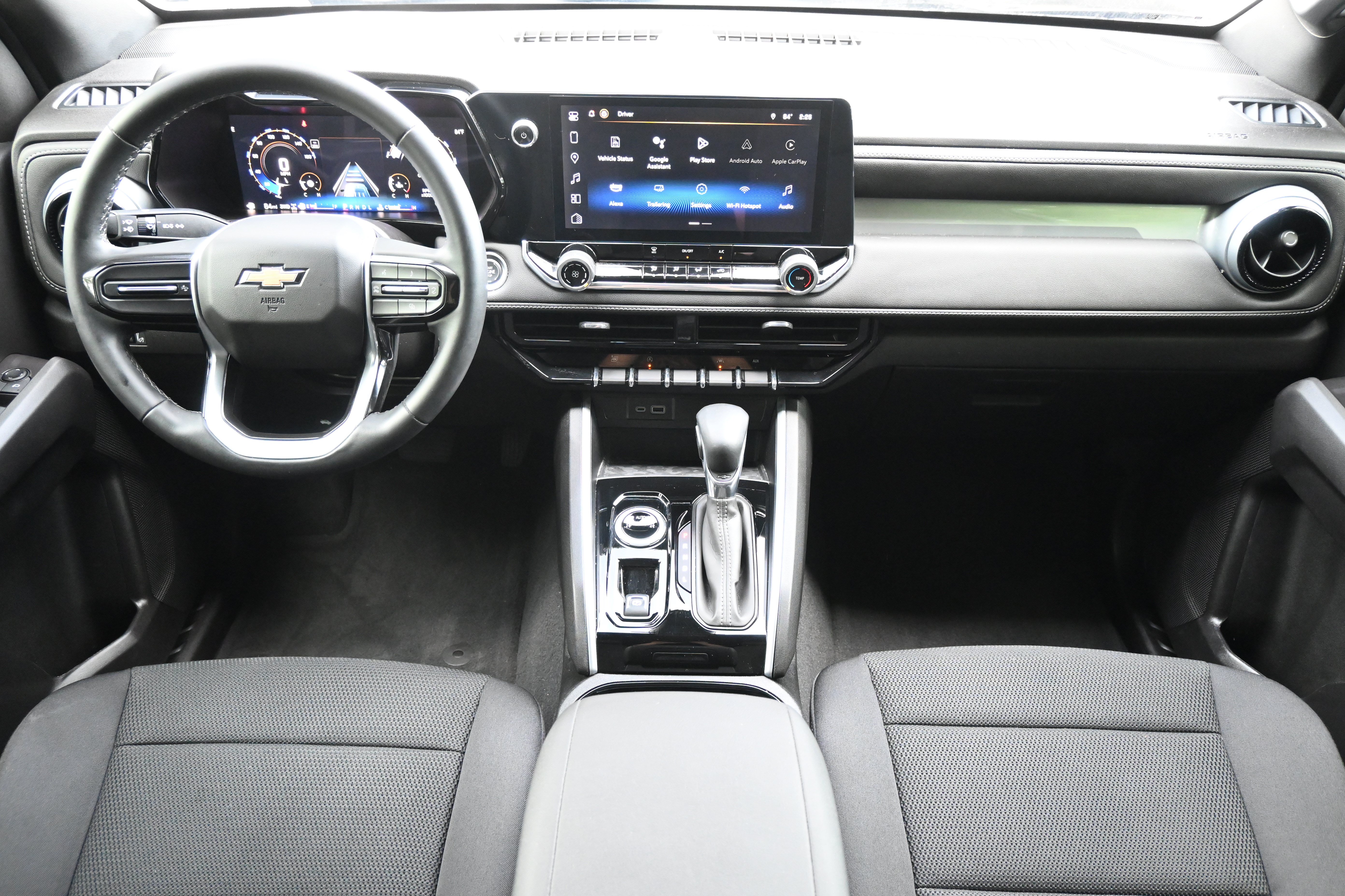 Used 2024 Chevrolet Colorado LT AWD/4WD image 24