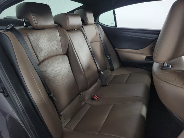 Used 2025 Lexus ES 350 w/ Premium Package FWD image 17