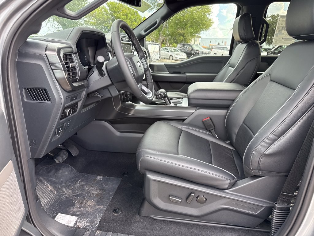 New 2026 Ford F150 Lariat w/ Equipment Group 501A Mid AWD/4WD image 19