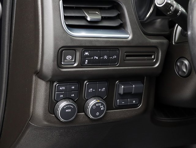 Used 2021 Chevrolet Tahoe LT w/ LT Signature Package image 26