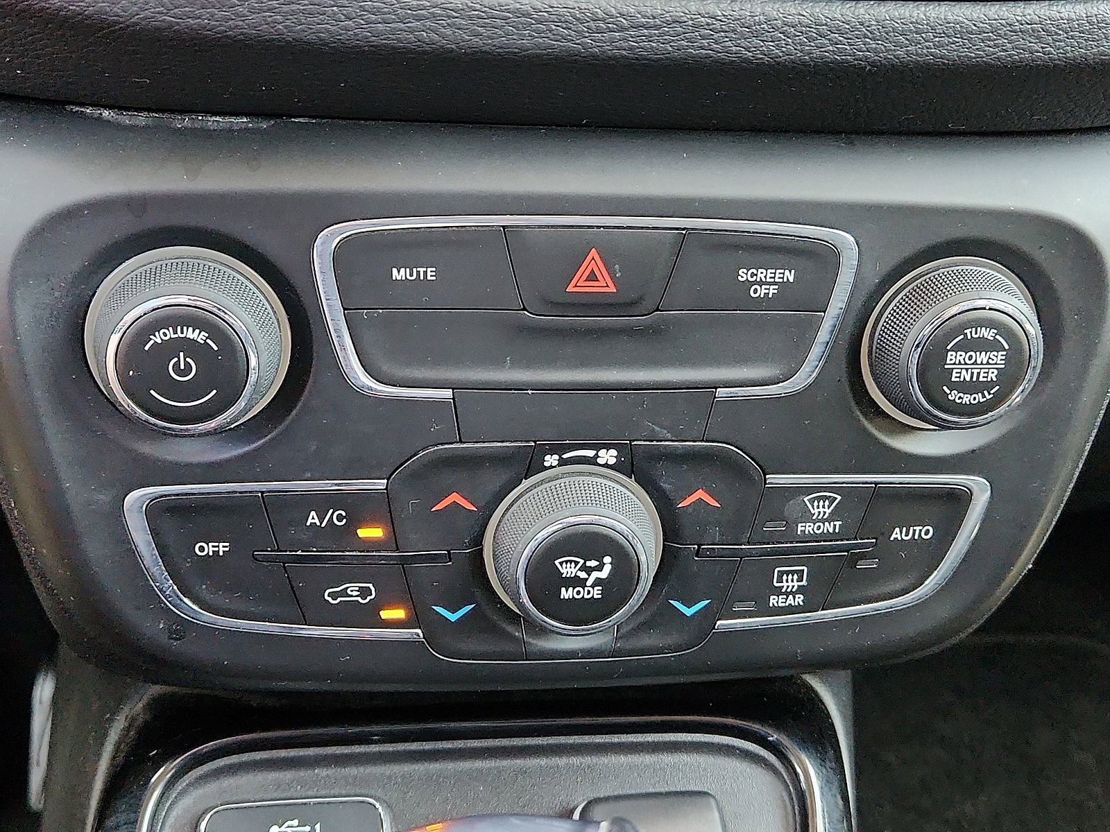 Used 2021 Jeep Compass Latitude FWD image 22