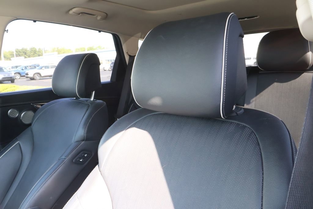 Used 2024 Genesis GV80 2.5T w/ Prestige Package AWD/4WD image 11