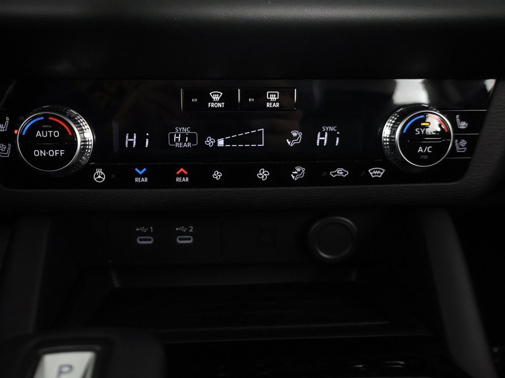 New 2026 Mitsubishi Outlander SEL image 53