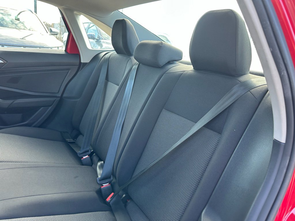 Used 2020 Volkswagen Jetta R-Line image 25