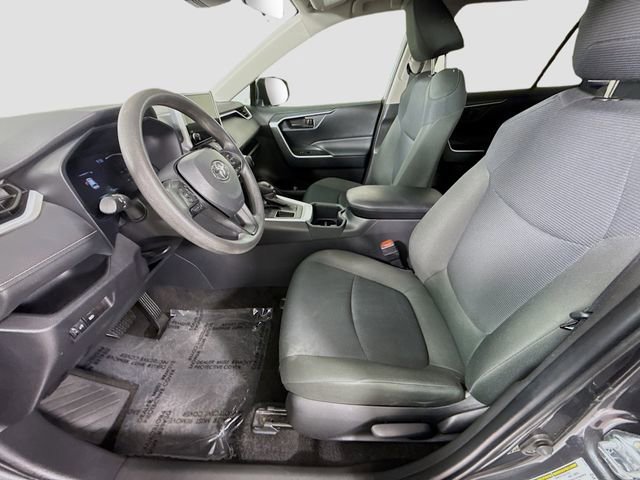Certified 2025 Toyota RAV4 LE image 19
