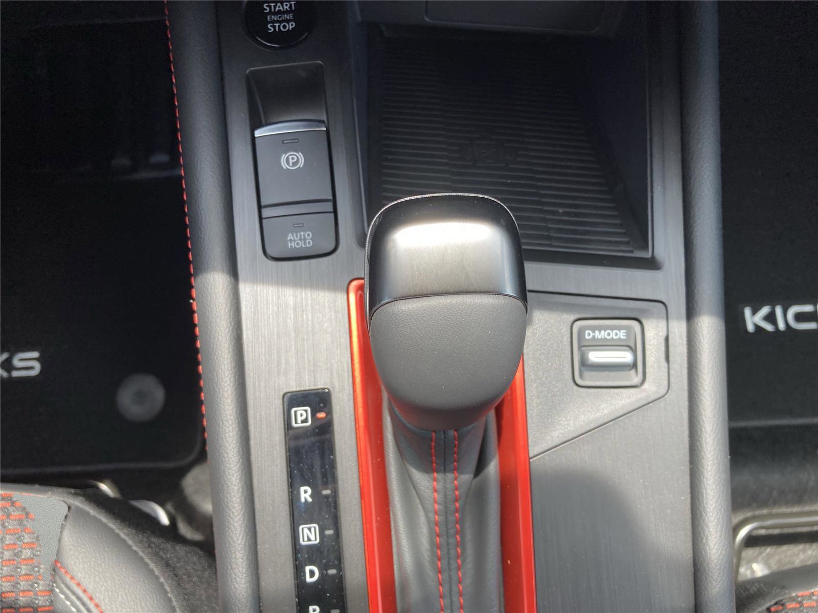 New 2025 Nissan Kicks SR image 26