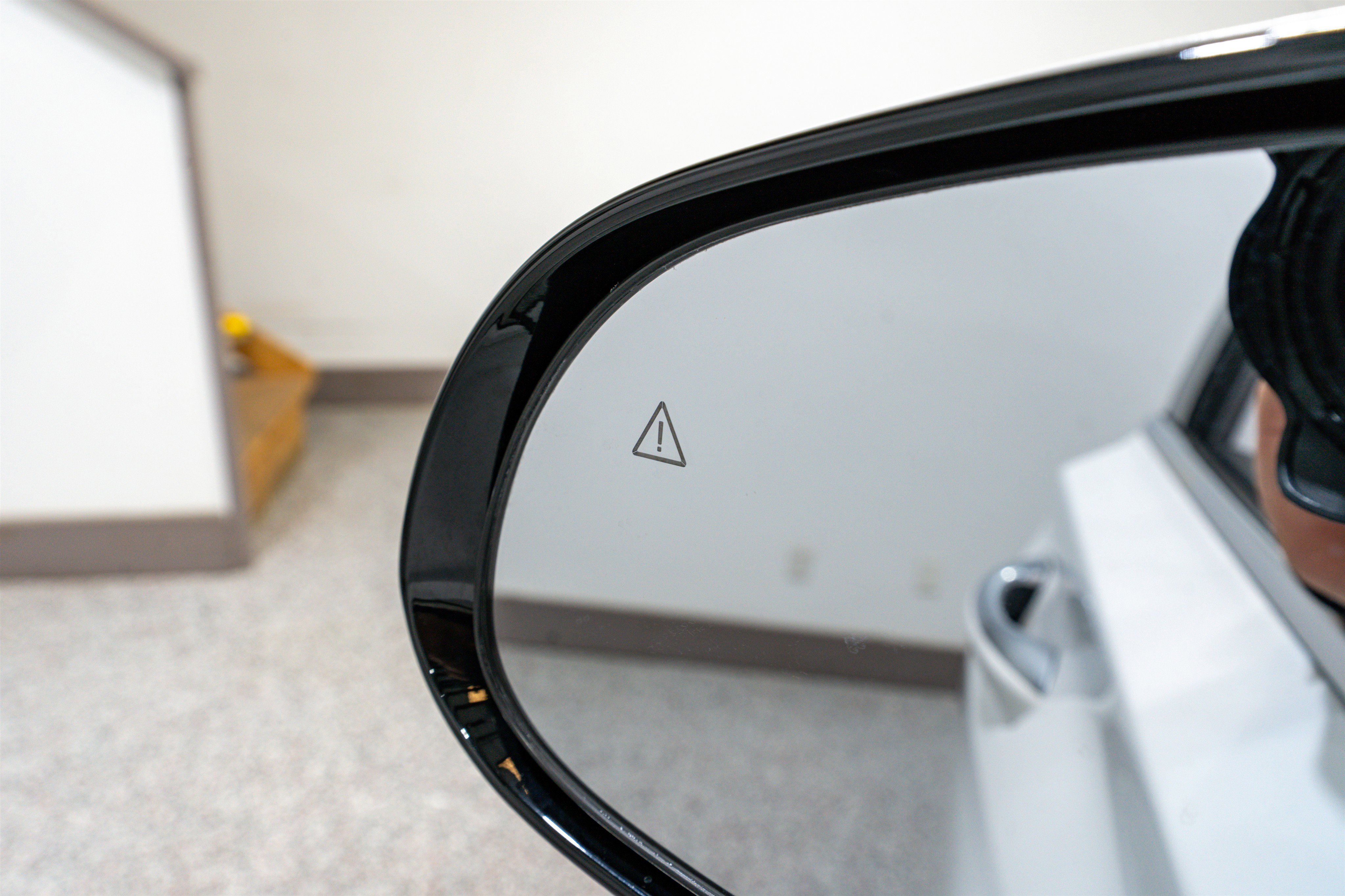 Used 2023 Hyundai Santa Fe SEL image 11